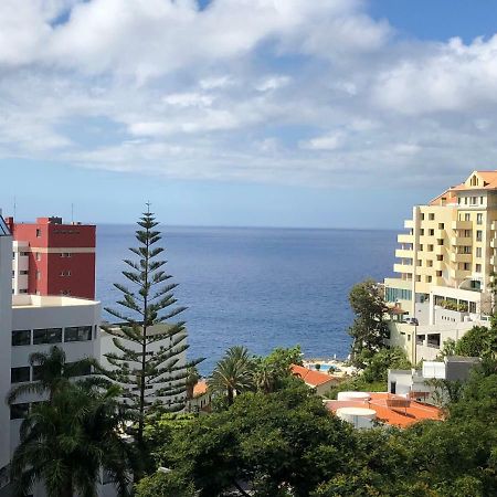 Astro Vista Madeira Apartments ฟุงชาล ภายนอก รูปภาพ