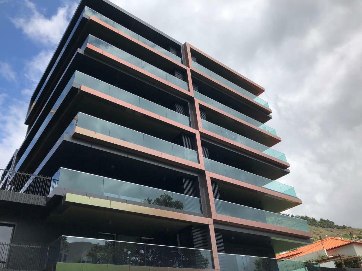Astro Vista Madeira Apartments ฟุงชาล ภายนอก รูปภาพ