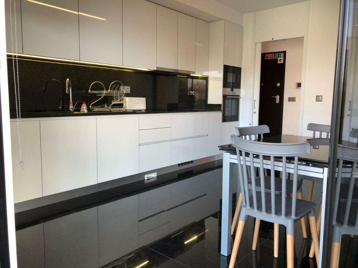 Astro Vista Madeira Apartments ฟุงชาล ภายนอก รูปภาพ